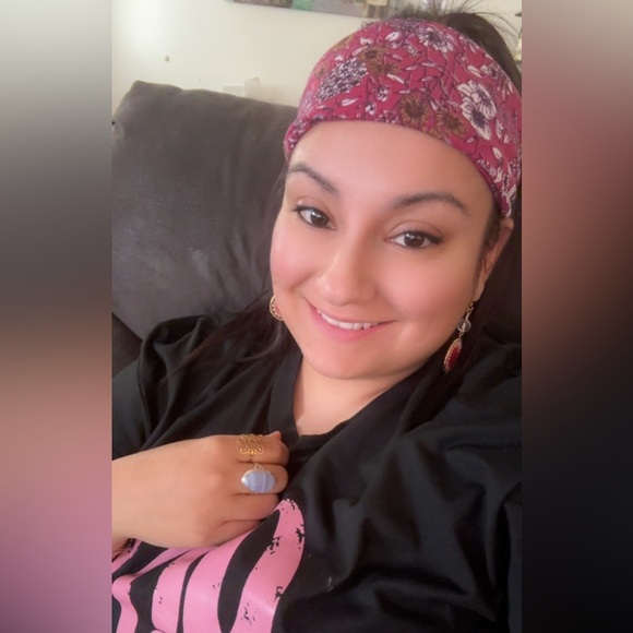 Meet your Posher, Karina - Picture 8 of 14